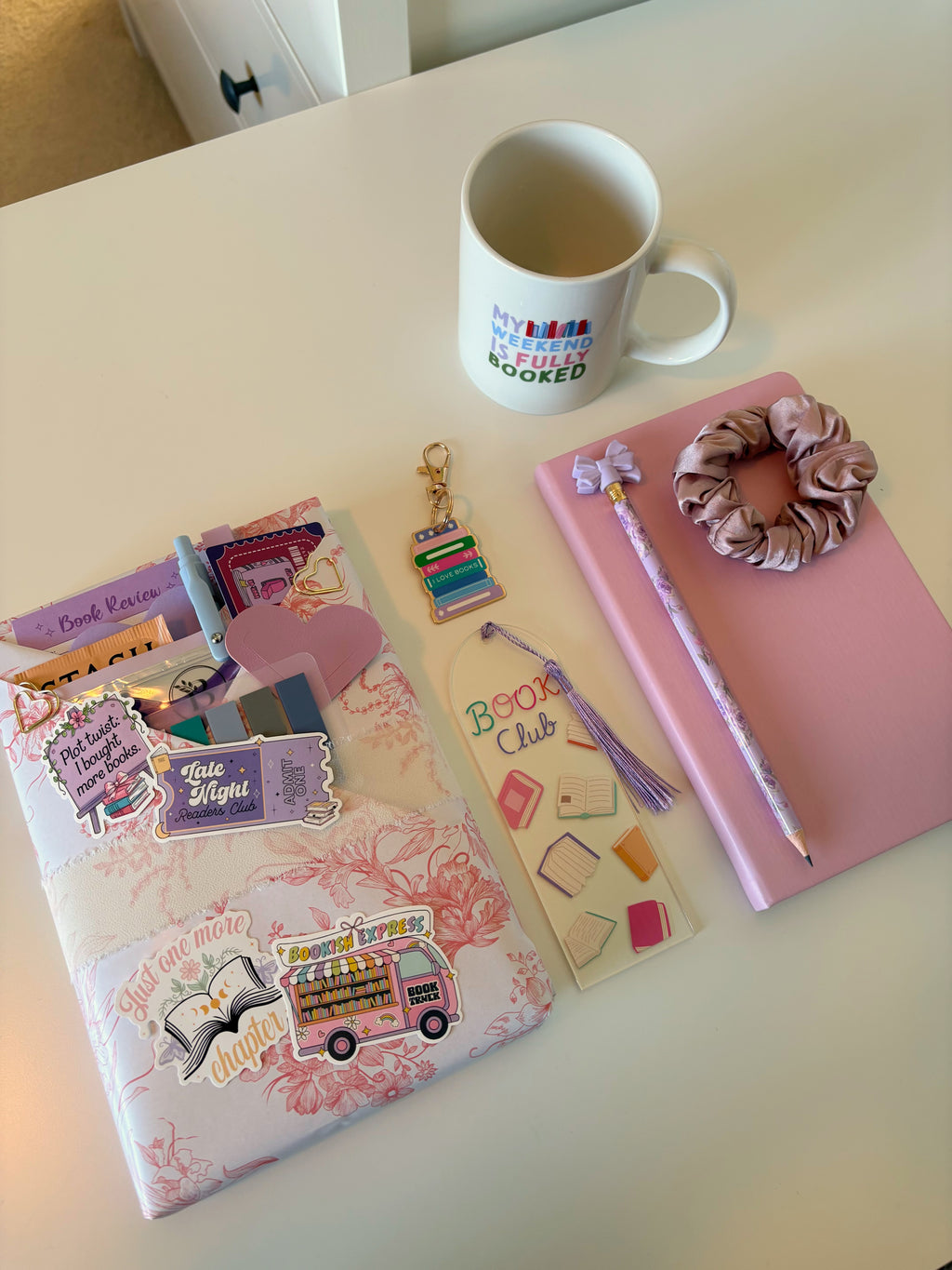 Build Your Own Bookish Box - ROMANCE